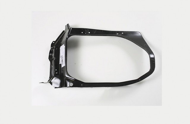 Acessar a peça Suporte faro esquerdo