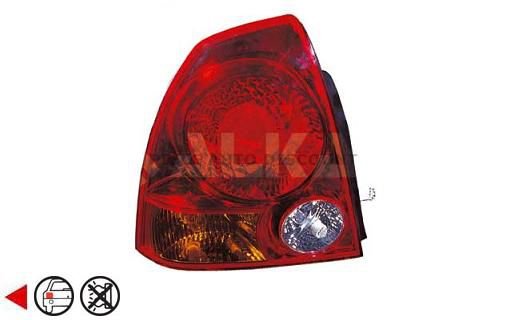 Acessar a peça Grupo de pisca traseiro esquerdo 4 portas