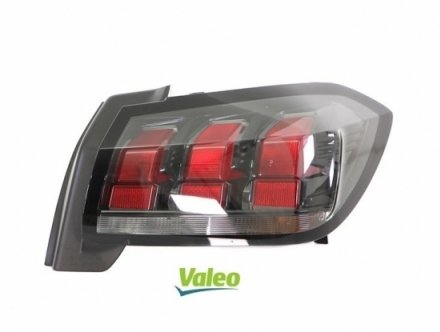 Acessar a peça Farolim traseiro direito 3/5pts[valeo]